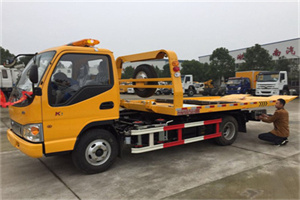 抚州哪里有拖车服务